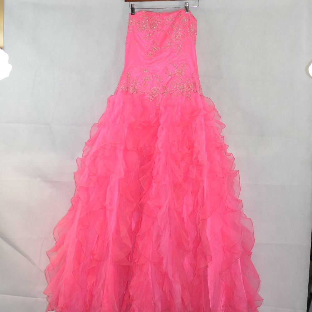 Pink Ruffle Prom Dress SZ 8 - Picture 6 of 12